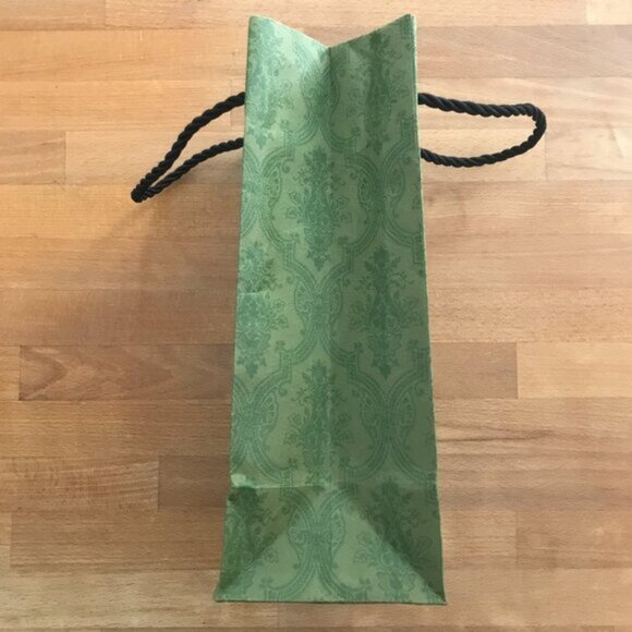 Gucci Limited Edition Green Foliage Gucci Shopping Bag Gift Bag - Picture 3 of 4